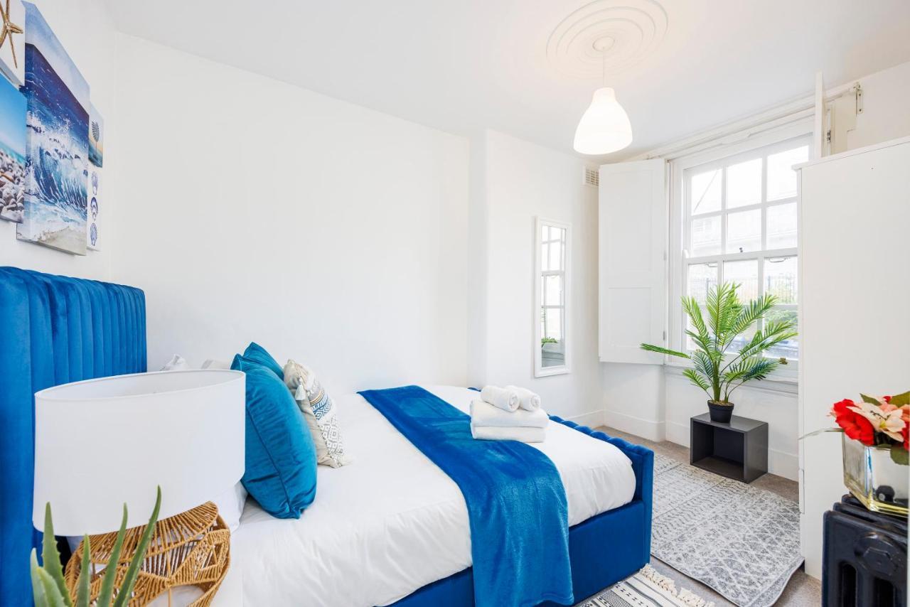 2 Bed Apartment ลอนดอน ภายนอก รูปภาพ