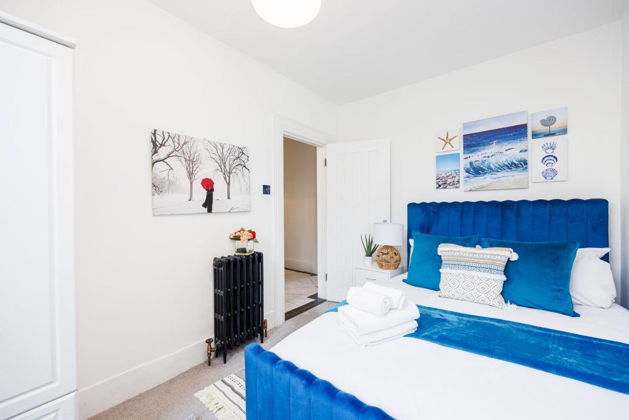 2 Bed Apartment ลอนดอน ภายนอก รูปภาพ