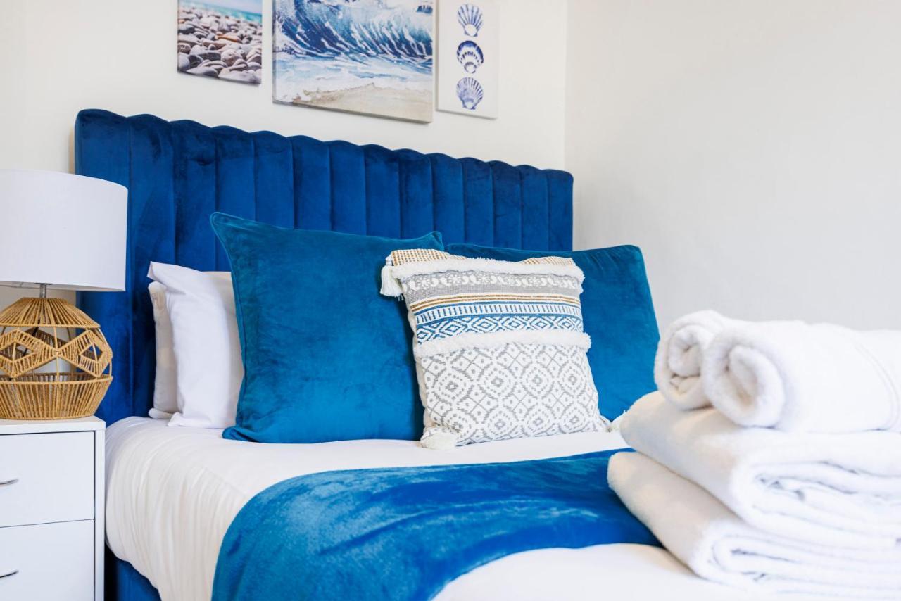 2 Bed Apartment ลอนดอน ภายนอก รูปภาพ